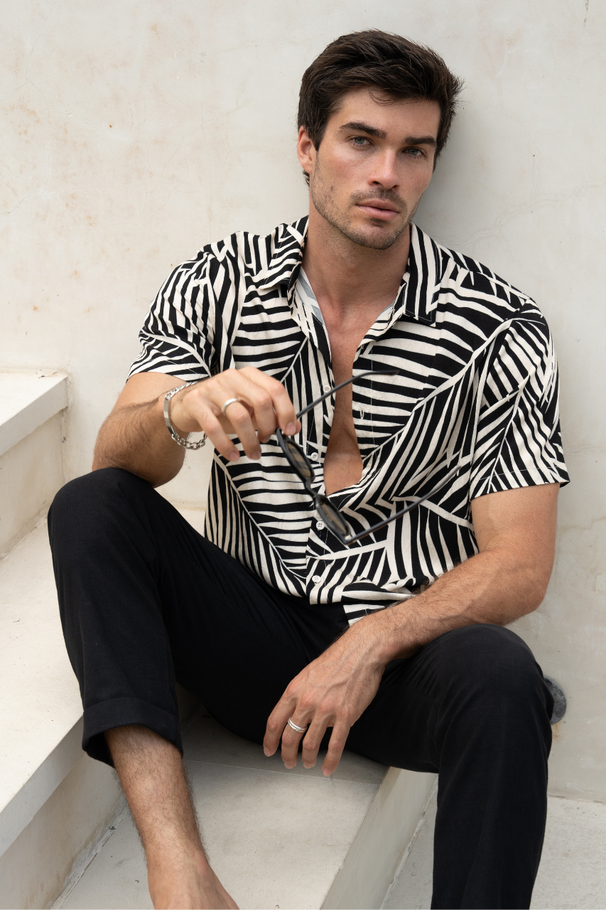 CHASE SHIRT - BLACK PALM - 15_253f2c43-476a-4ce0-bf85-4be105d7426b