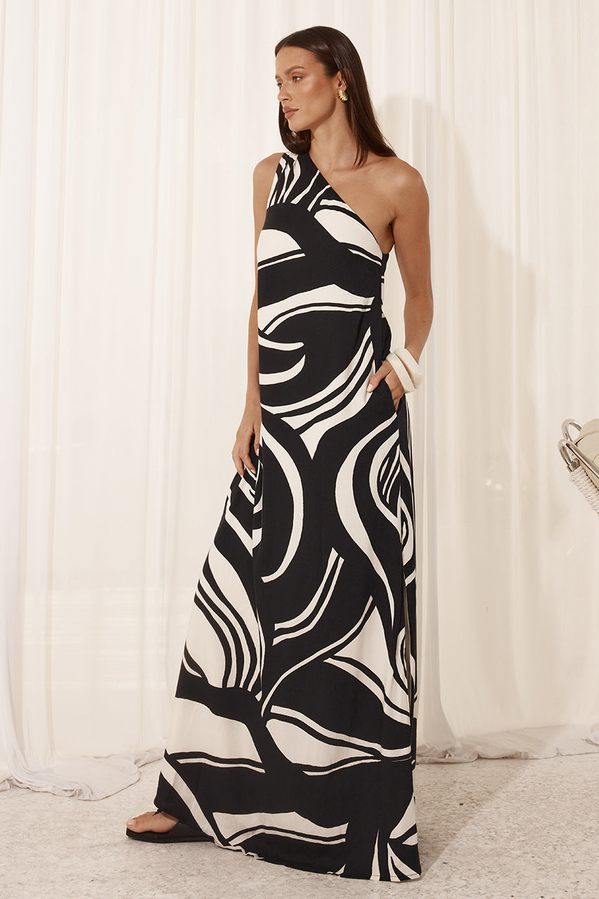 KATIKA MAXI DRESS - PANTINA BLACK - 20240306_RUNAWAYEcom_Casey_PrimHaus1003