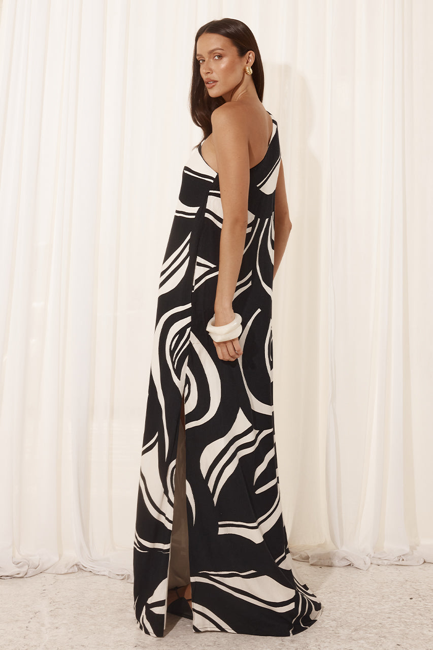KATIKA MAXI DRESS - PANTINA BLACK - 20240306_RUNAWAYEcom_Casey_PrimHaus1013