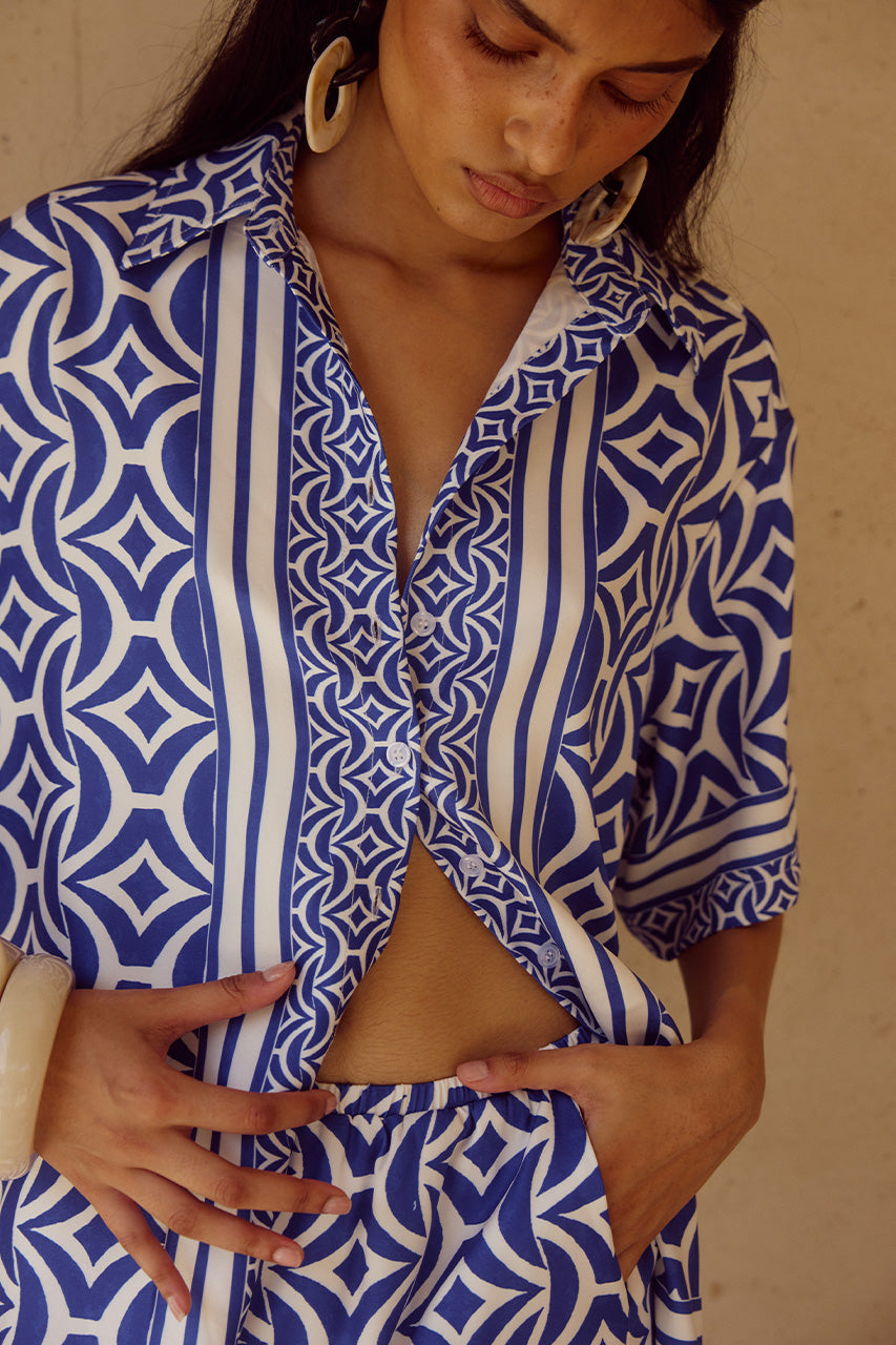 ALARA SHORT SLEEVE SHIRT - ALARA NAVY - ALARASHIRTALARANAVYxALARAMINISKIRTALARANAVY_2