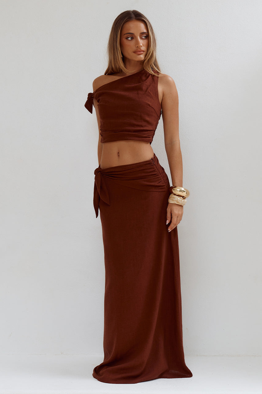 AZARIAH OFF SHOULDER TIE TOP - CHOCOLATE
