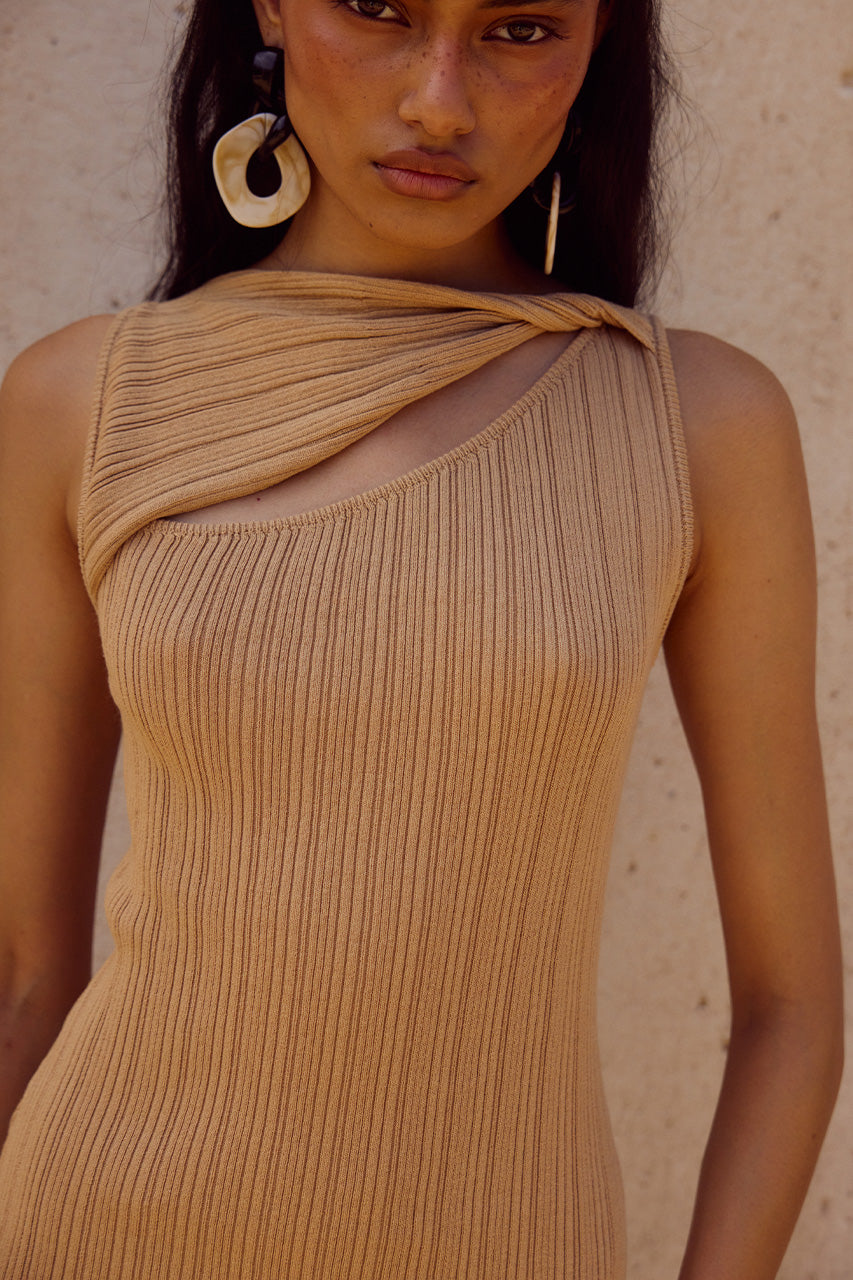 ELOWEN KNIT TOP - FAWN - ELOWENKNITTOPFAWNxELOWENKNITMAXISKIRTFAWN_2