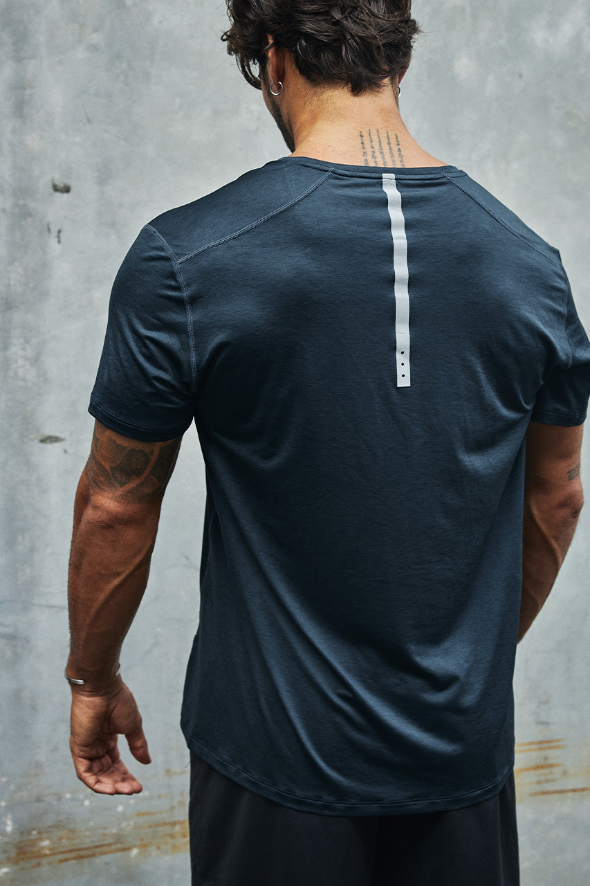FLASH FITTED SHORT SLEEVE TOP - CHARCOAL - FLASHFITTEDSHORTSLEEVETOP-CHARCOALxWAYNEDRAWSTRINGSHORTS-BLACK-21