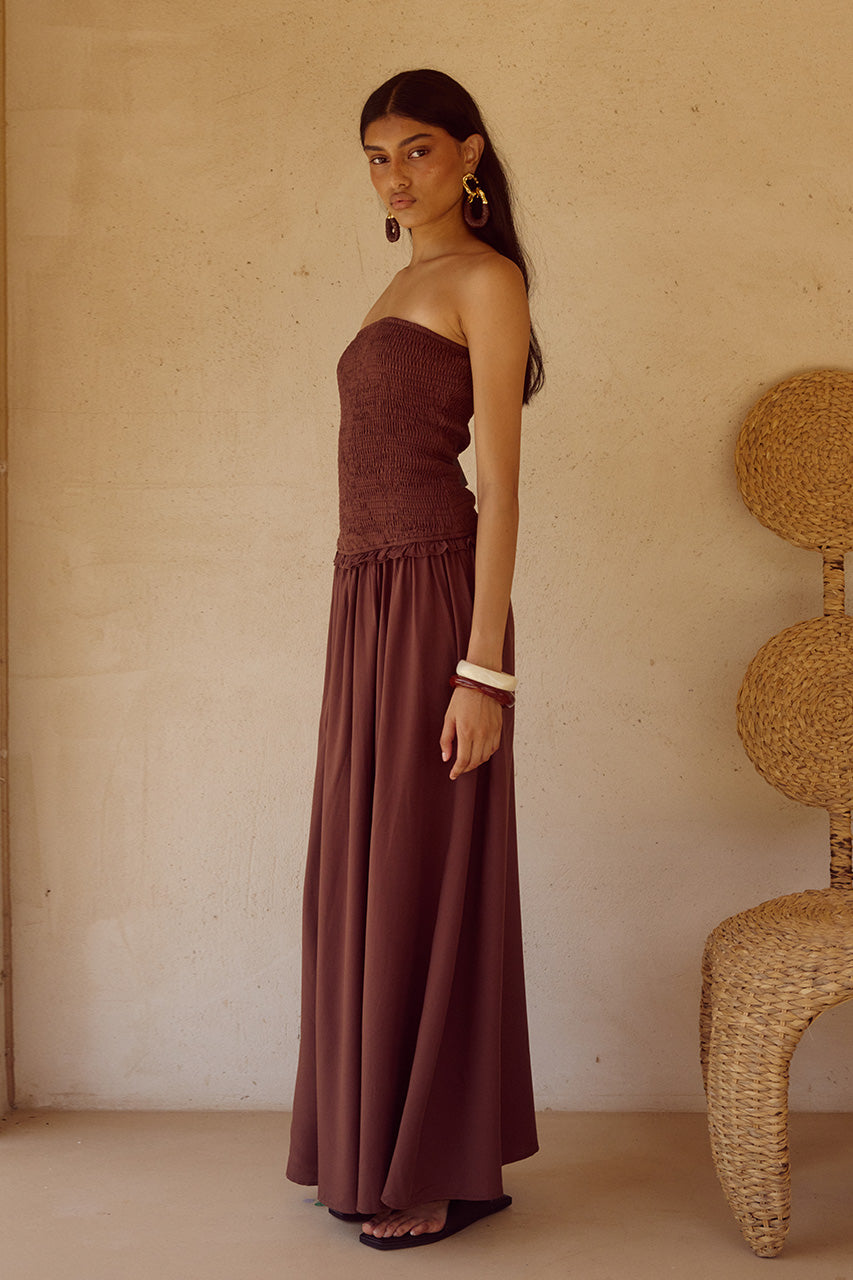 FLEUR SHIRRED STRAPLESSS MAXI DRESS - CHOCOLATE - FLEURSHIRREDSTRAPLESSMAXIDRESSCHOCOLATE_3