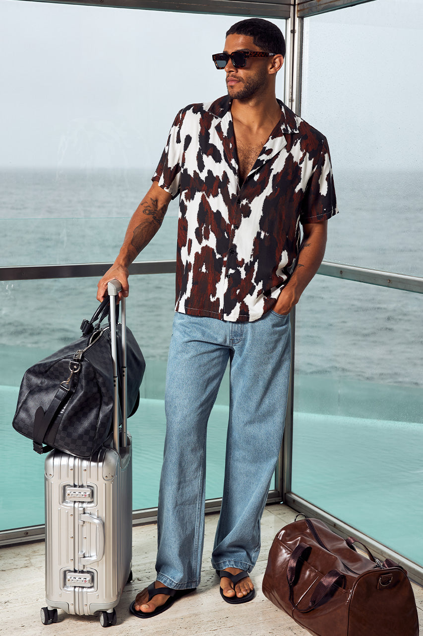 KOLTON SHORT SLEEVE SHIRT - SHILOH WHITE - KOLTONSHORTSLEEVESHIRT-SHILOHWHITEXNICOLOWIDELEGJEANS-BLUEMIDWASH-1