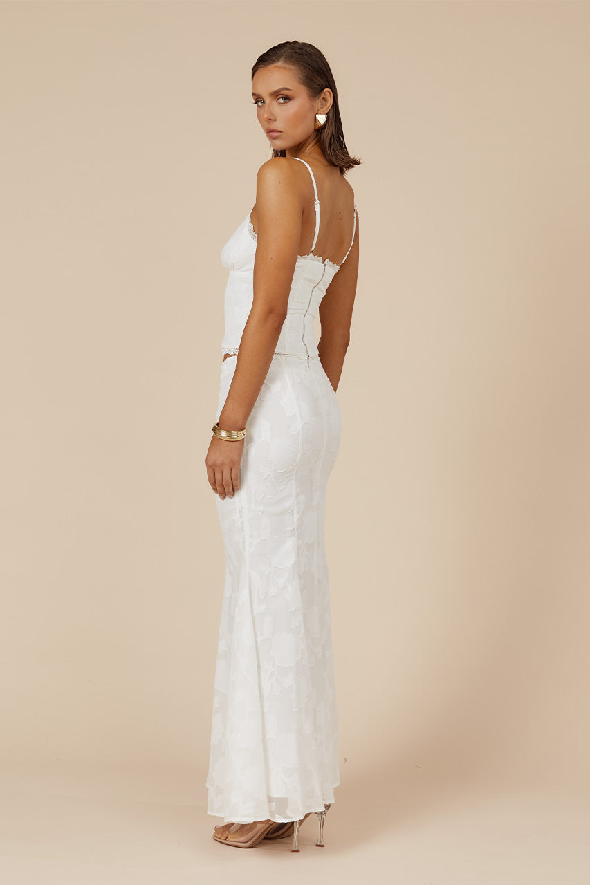 LARINA TOP - WHITE - LARINATOPxMAXISKIRT_6