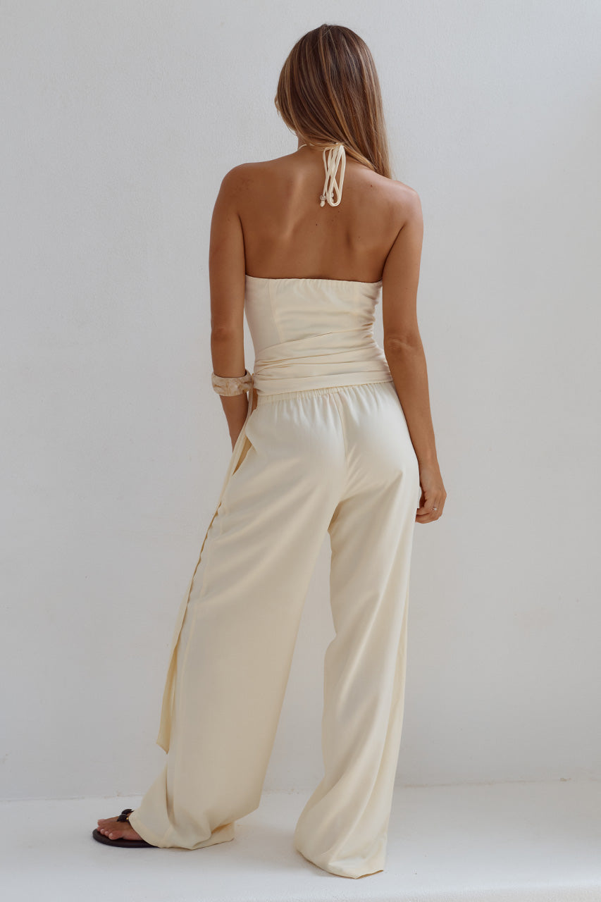 LAURA HALTER KEYHOLE TOP - BUTTER