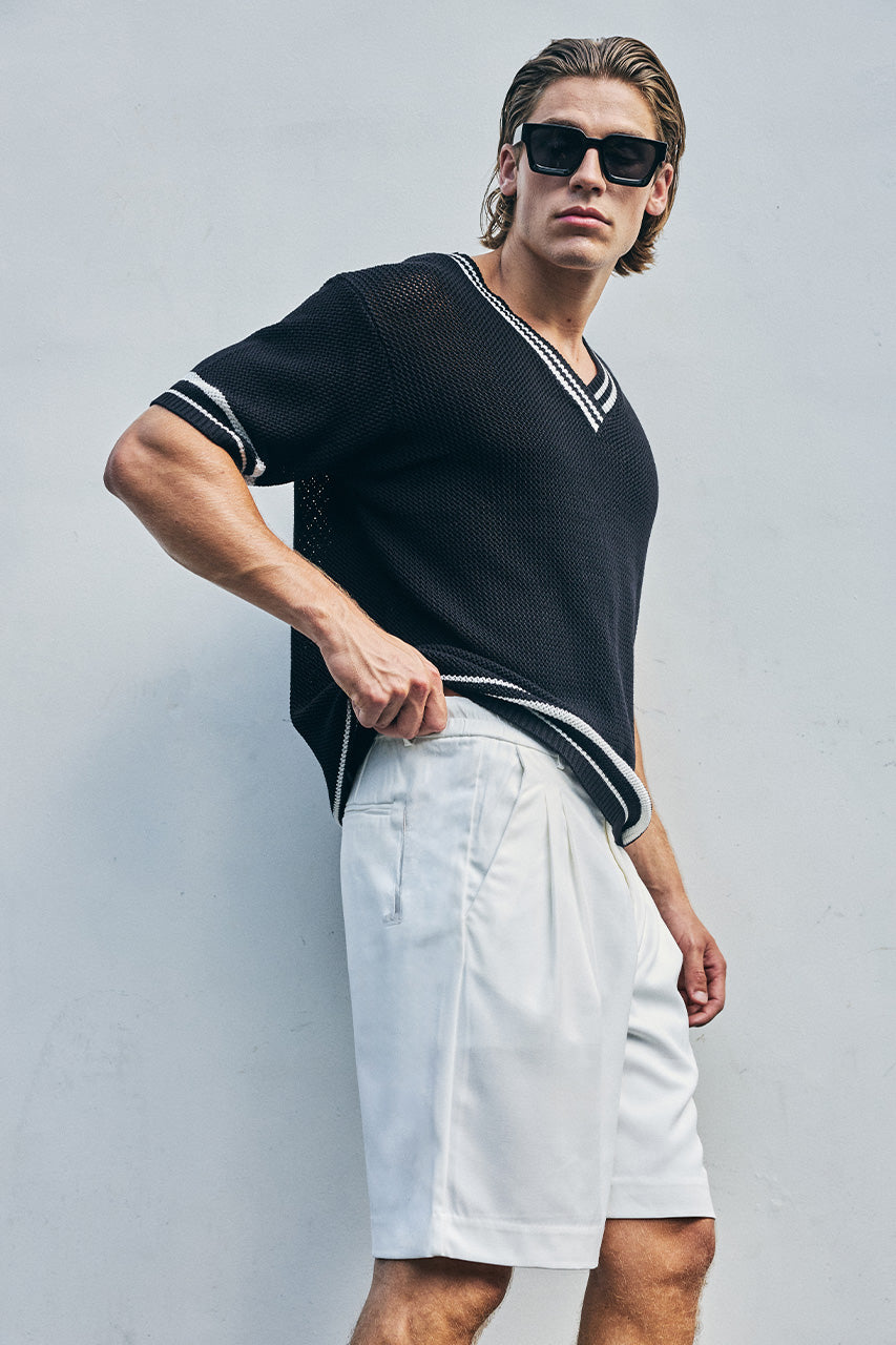 MAKKA V-NECK SHORT SLEEVE KNIT TOP - BLACK - MAKKAV-NECKSHORTSLEEVEKNITTOP-BLACKXANTETAILOREDSHORTS-CREAM-5