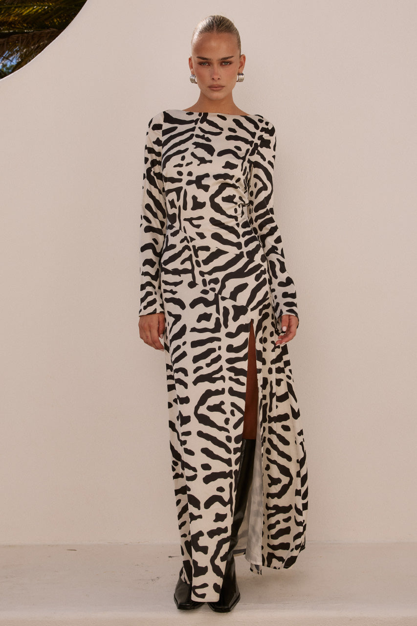 MONTIE SLEEVED MAXI DRESS - MAJA BLACK - MONTIESLEEVEDMAXIDRESS-MAJABLACK-3