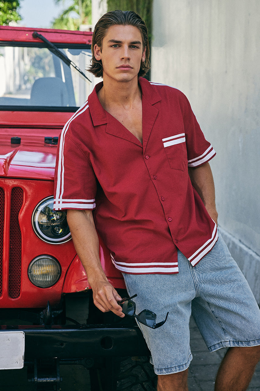 NEGRONI GRAPHIC SHIRT - RED/WHITE - NEGRONIGRAPHICSHORT-REDWHITEXZLATANBERMUDADENIMSHORTS-LIGHTBLUEWASH-2