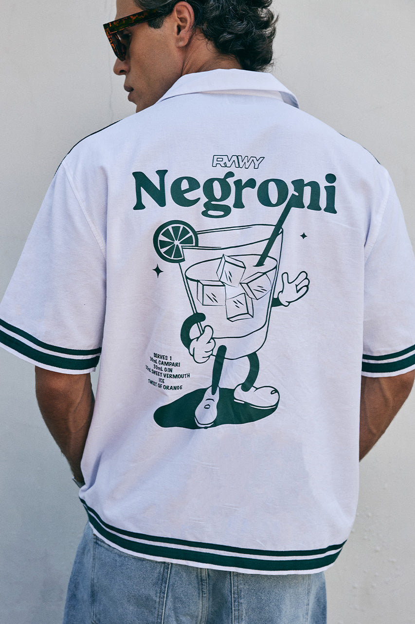 NEGRONI GRAPHIC SHIRT - WHITE/KHAKI - NEGRONIGRAPHICSHORT-WHITE_KHAKIXZLATANBERMUDADENIMSHORTS-LIGHTBLUEWASH-2