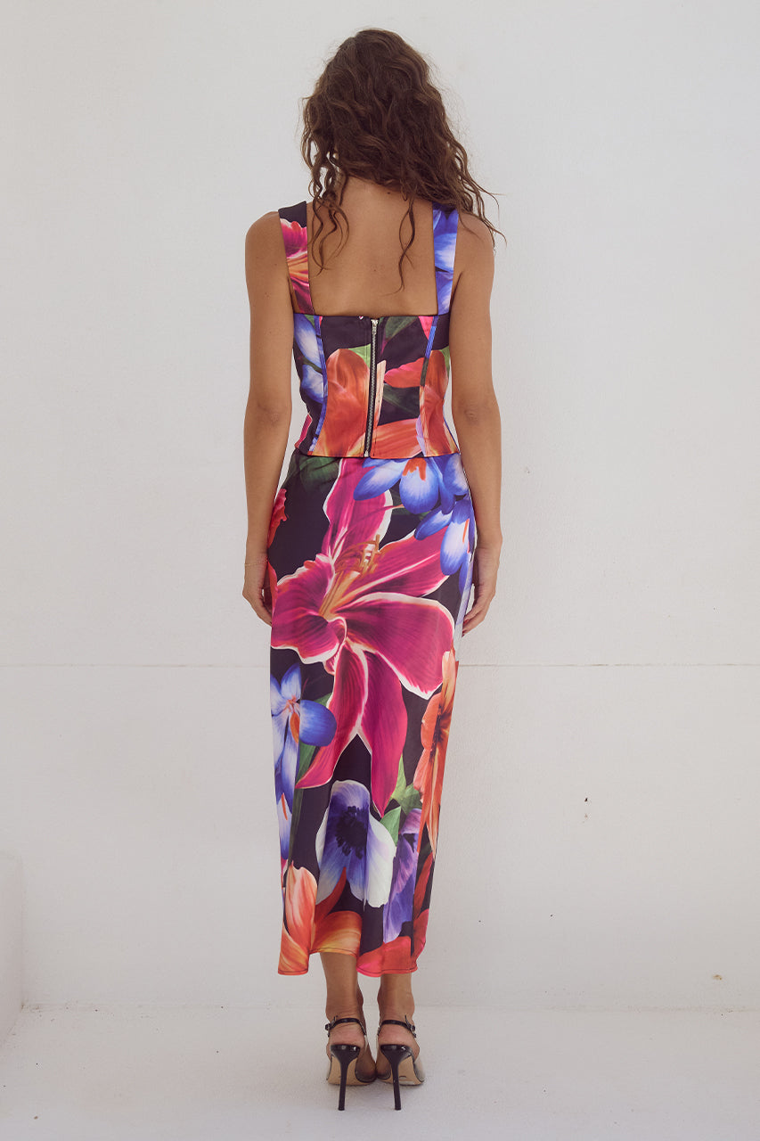 OURA MIDI SKIRT - MAEVE PRINT - OURA-BUSTIER-X-OURA-MIDI-SKIRT---MAEVE-PRINT-_3_d069cb24-bb30-4dff-8e70-8f2b00d4777a