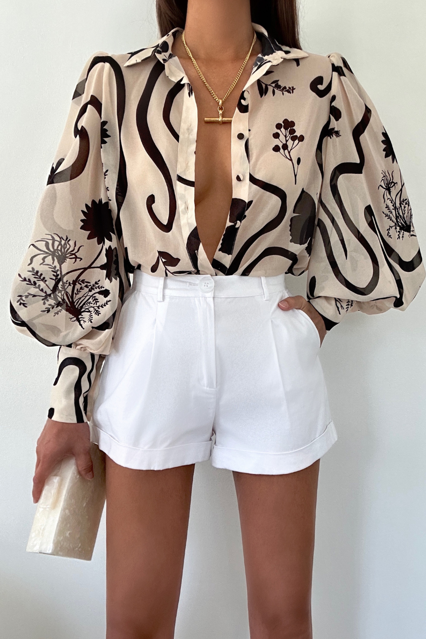 FLEETWOOD BLOUSE - LEO SAND XXXL - SHOPIFYIMAGERESIZE-JENN_29_a98c9dc6-ecc4-4d1e-8f47-fab17d505eb0