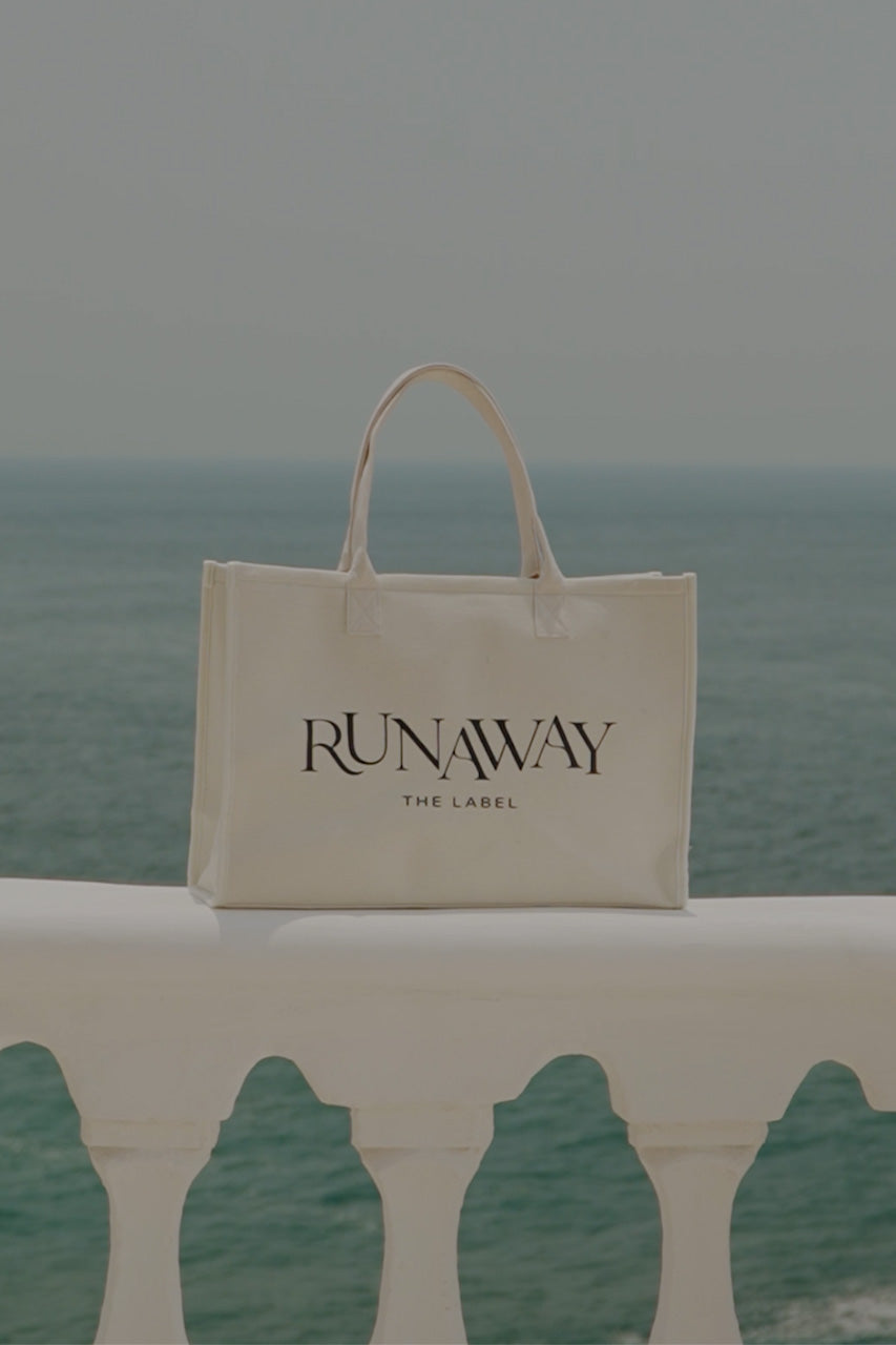 RUNAWAY CANVAS BAG - CREAM - ScreenShot2025-02-21at11.01.29am