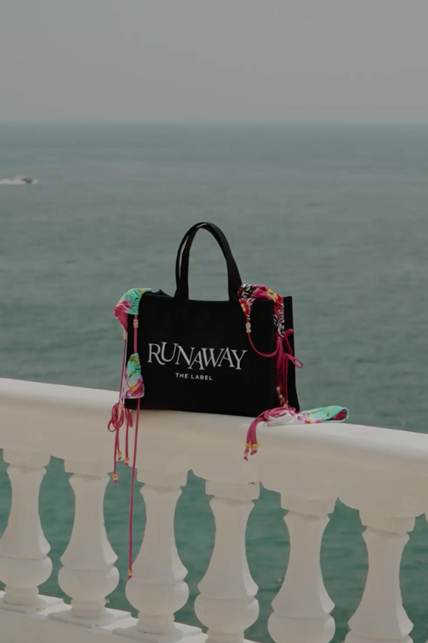 RUNAWAY CANVAS BAG - BLACK - ScreenShot2025-02-21at11.01.41am