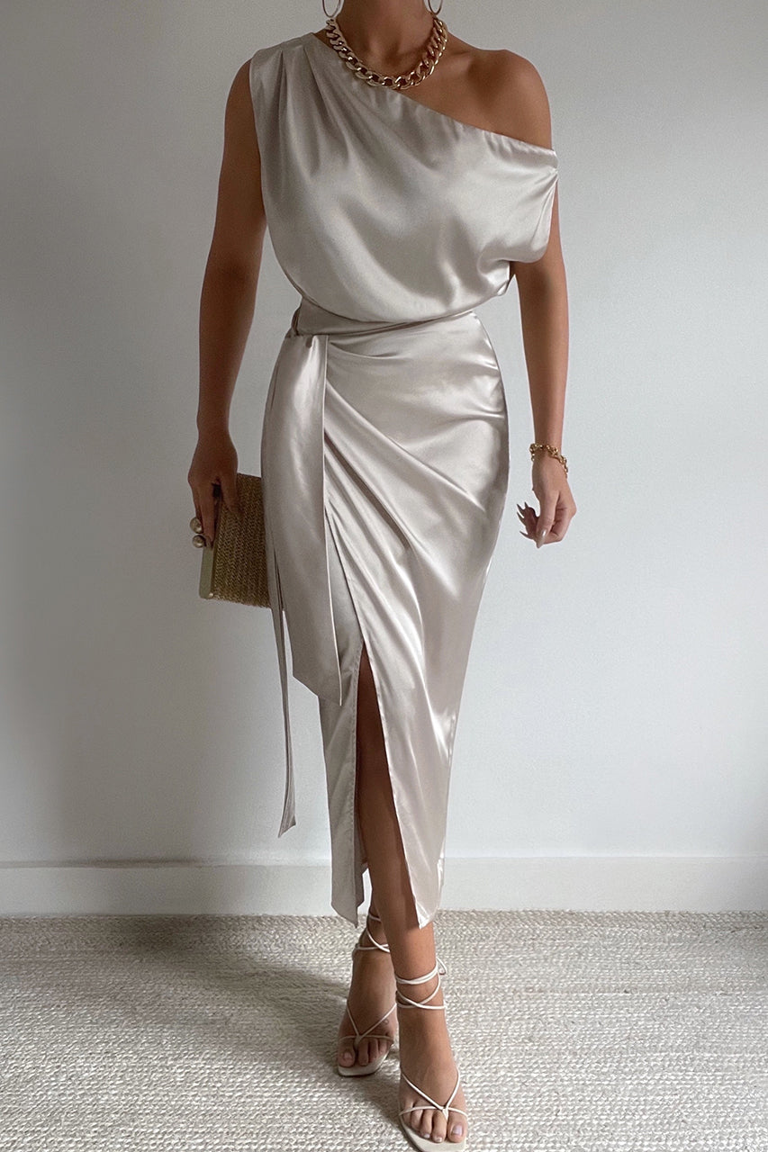 CHARISMA MIDI DRESS - CHAMPAGNE - WEB-RESIZED-1_33a3a5f0-06fd-40f8-83d0-f2f7986a6fff