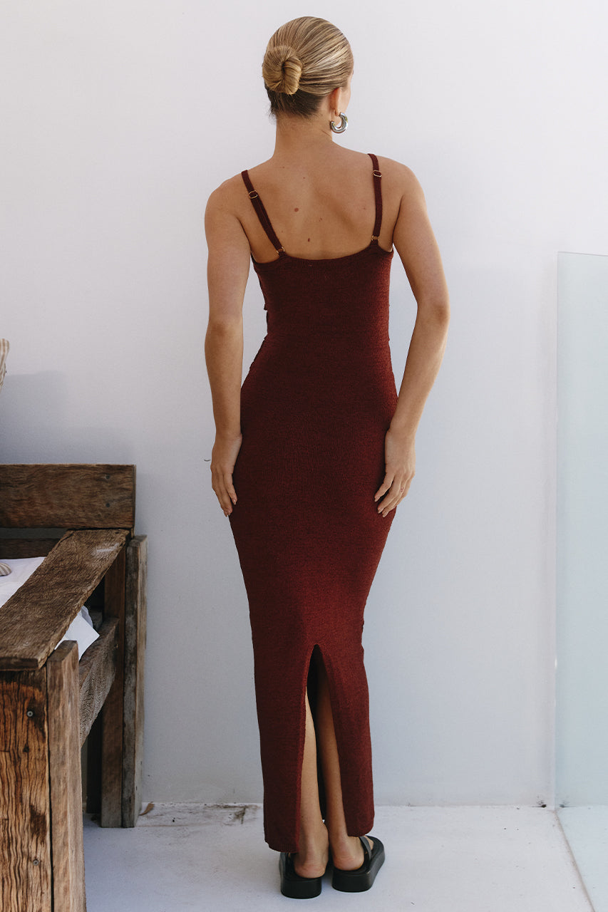 NORMANI MIDI DRESS - CHOCOLATE - WEB-RESIZED-40_ce78f75c-0b63-45f0-b7e1-38295c4c5a6f