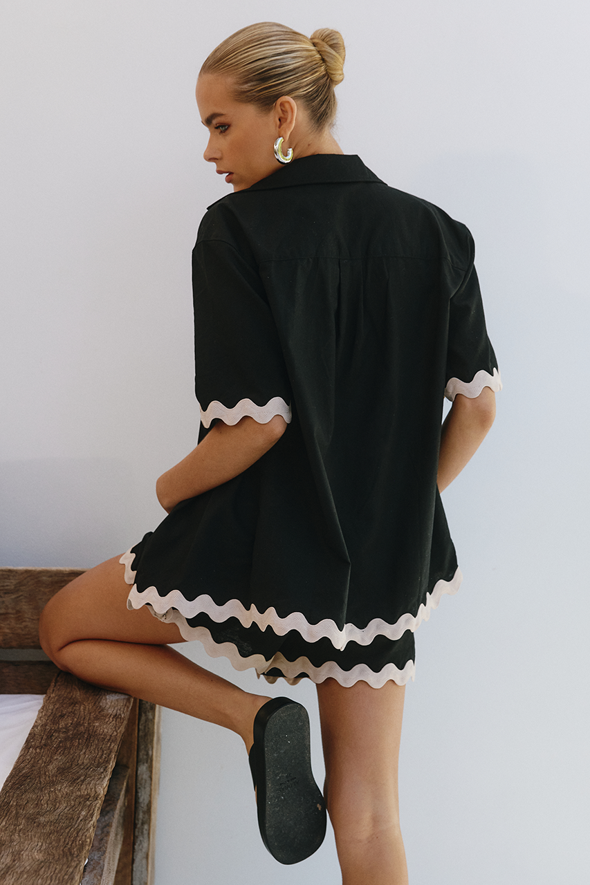 HARRY SHORT - BLACK - WEBRESIZED31_34af6f26-9817-4719-ac89-939566278781