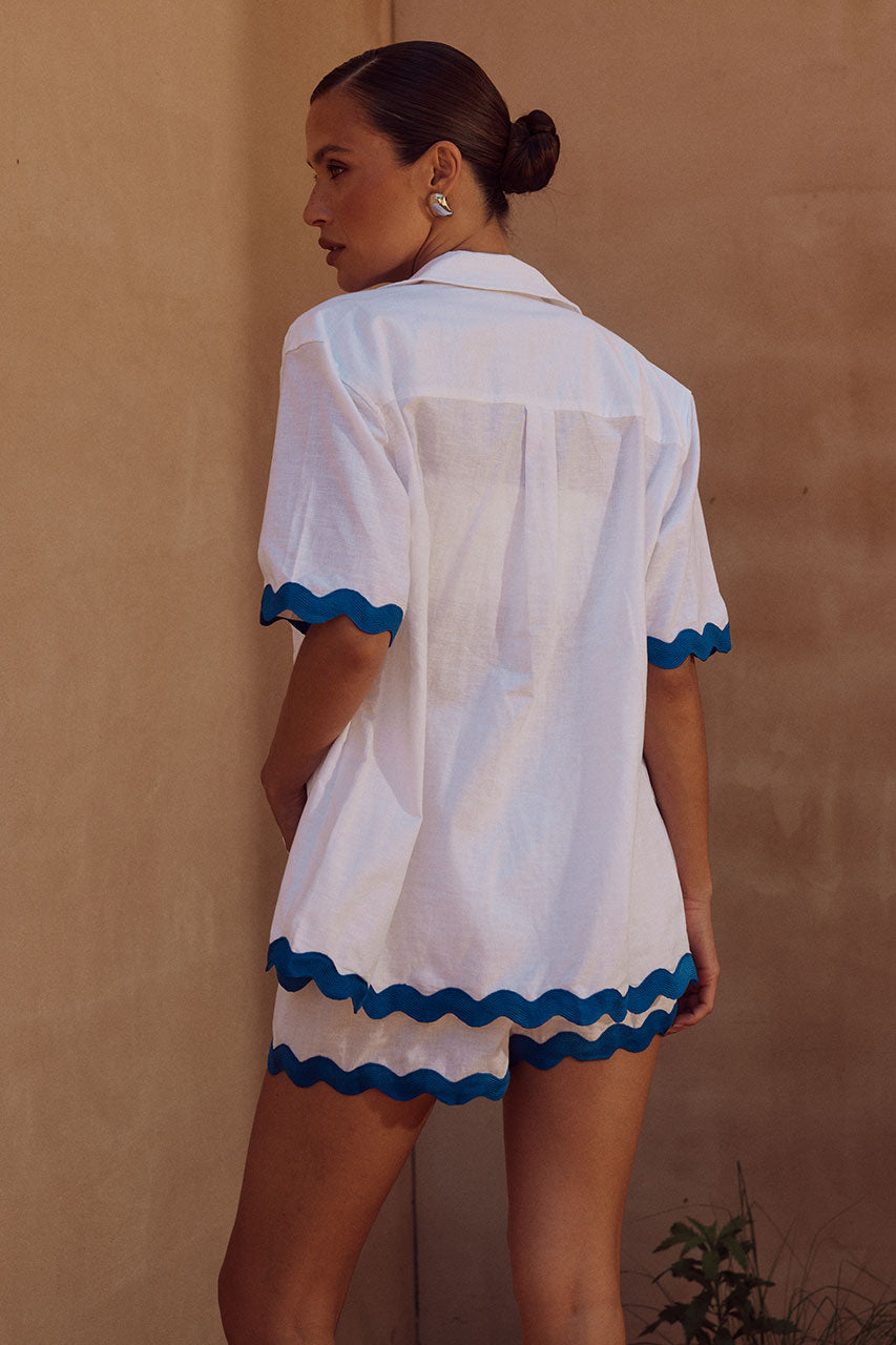 HARRY SHIRT - WHITE/ROYAL - WEBRESIZED_23_7e953c3f-9dae-45ab-9f64-94524327891c