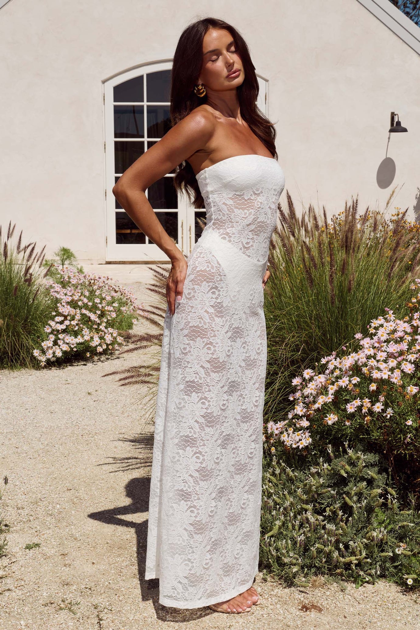 ZELINA STRAPLESS LACE MAXI DRESS - WHITE
