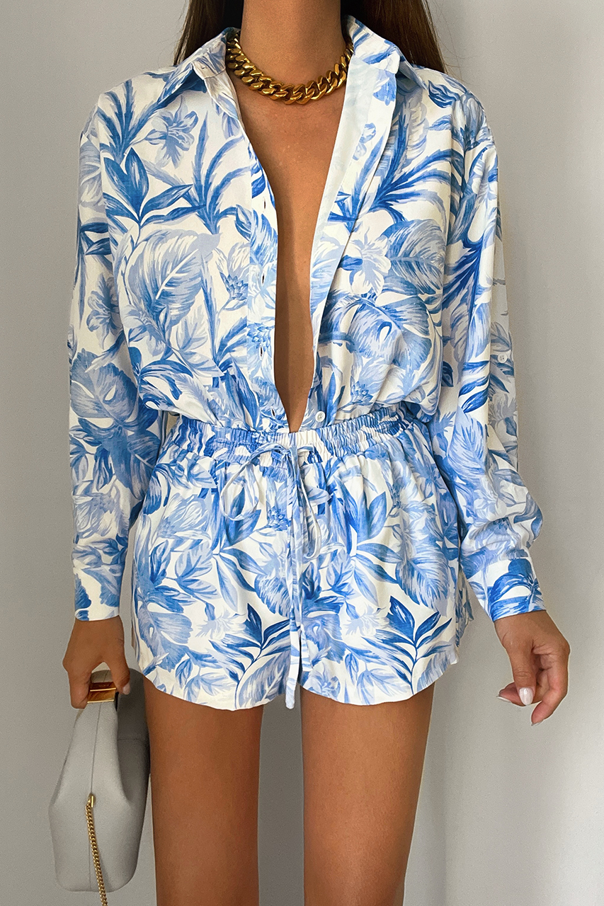Kiah Shirt - Blue Floral - WEBRESIZED15_0b9725f8-d54d-49bb-9507-8b8ae9f56160