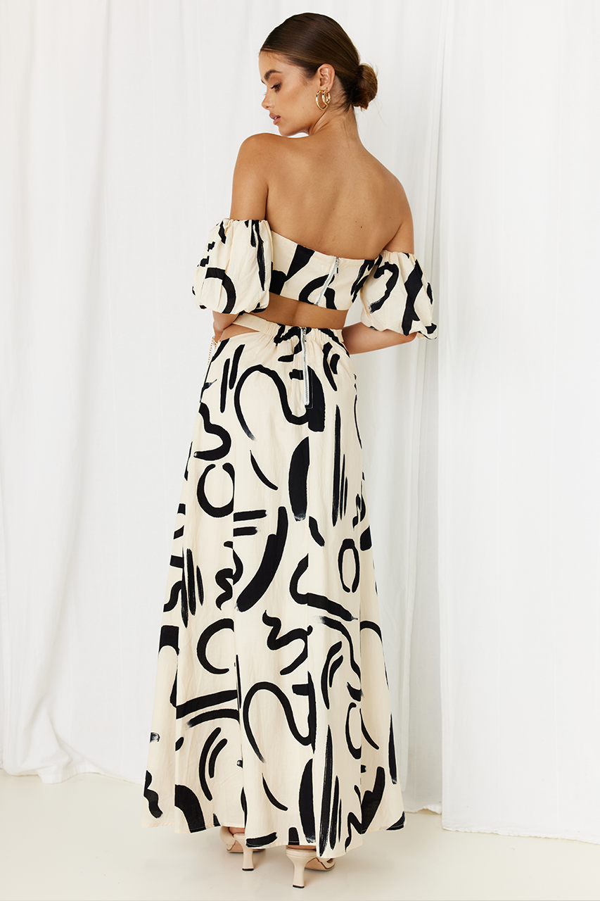 York Top - Sand/Black - WEB_RESIZED_york_top_maxi_skirt5_1bfa5daa-e32d-4d0d-9025-260d1dcf0953