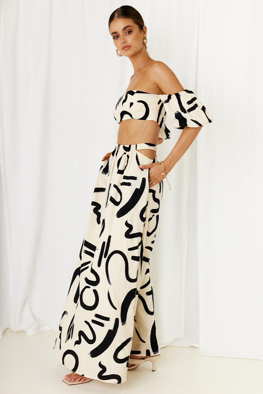 York Top - Sand/Black - WEB_RESIZED_york_top_maxi_skirt6_563b9987-0209-4330-badb-bc0209094091