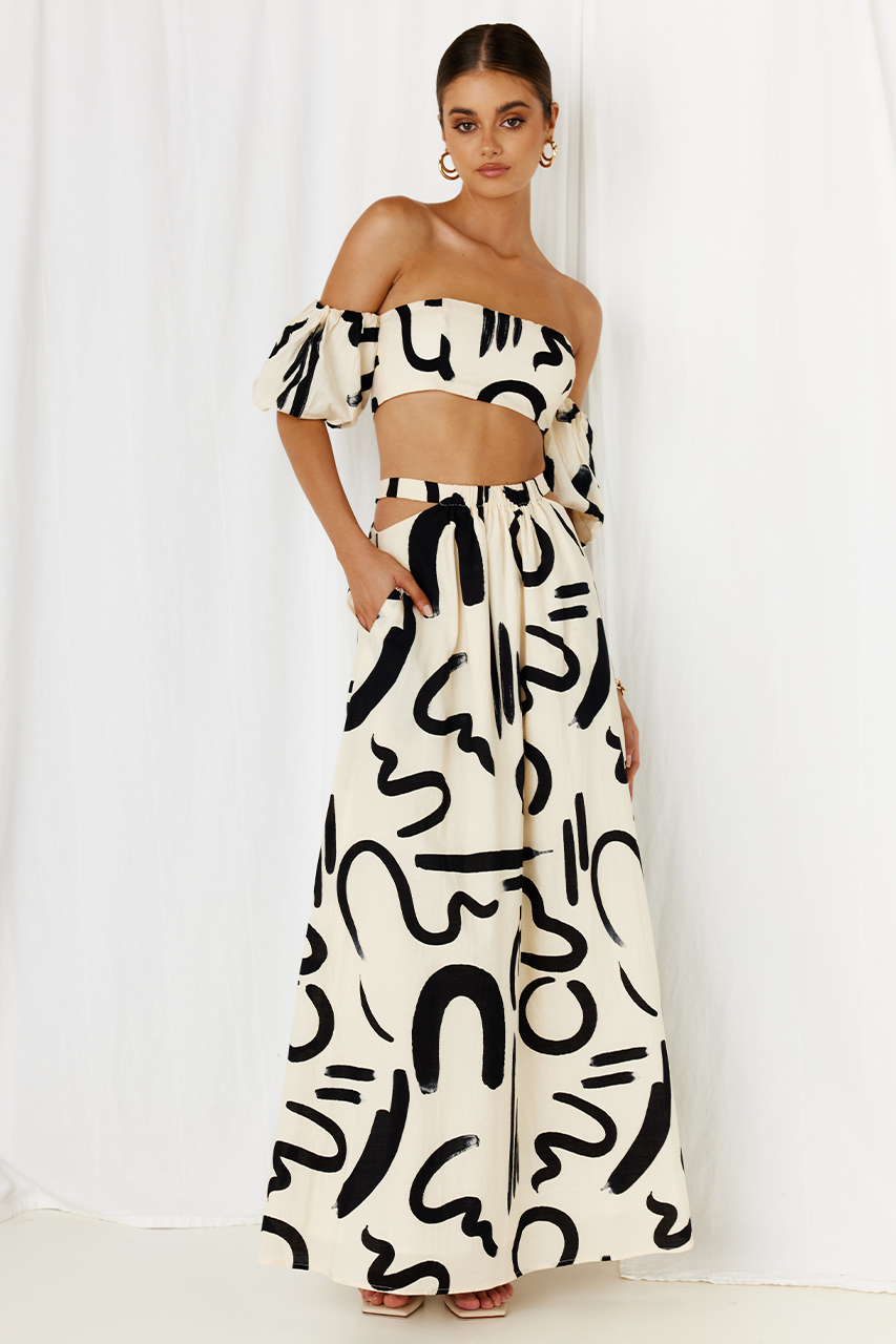 York Top - Sand/Black - WEB_RESIZED_york_top_maxi_skirt9_543f23ca-9977-4cf2-b934-85c8ad114448